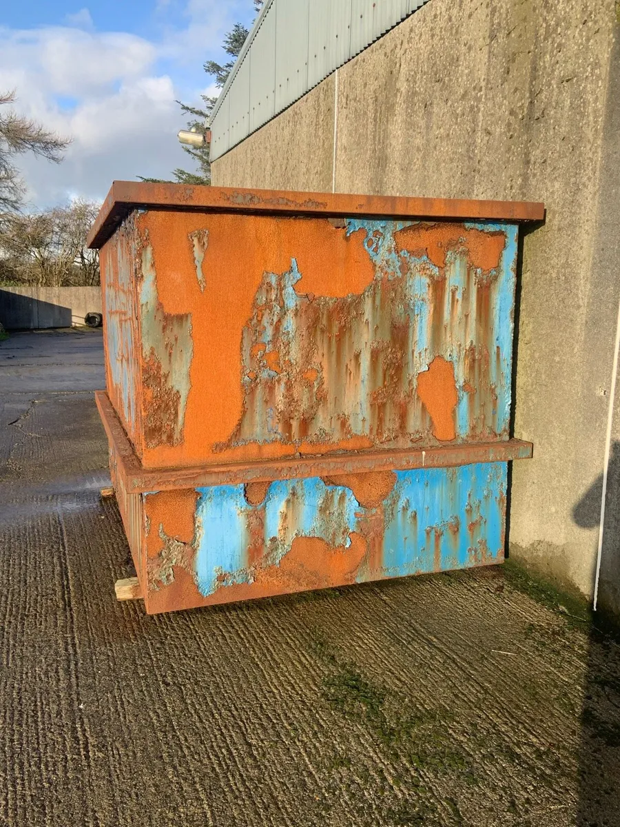 Farm yard clearance - Image 1