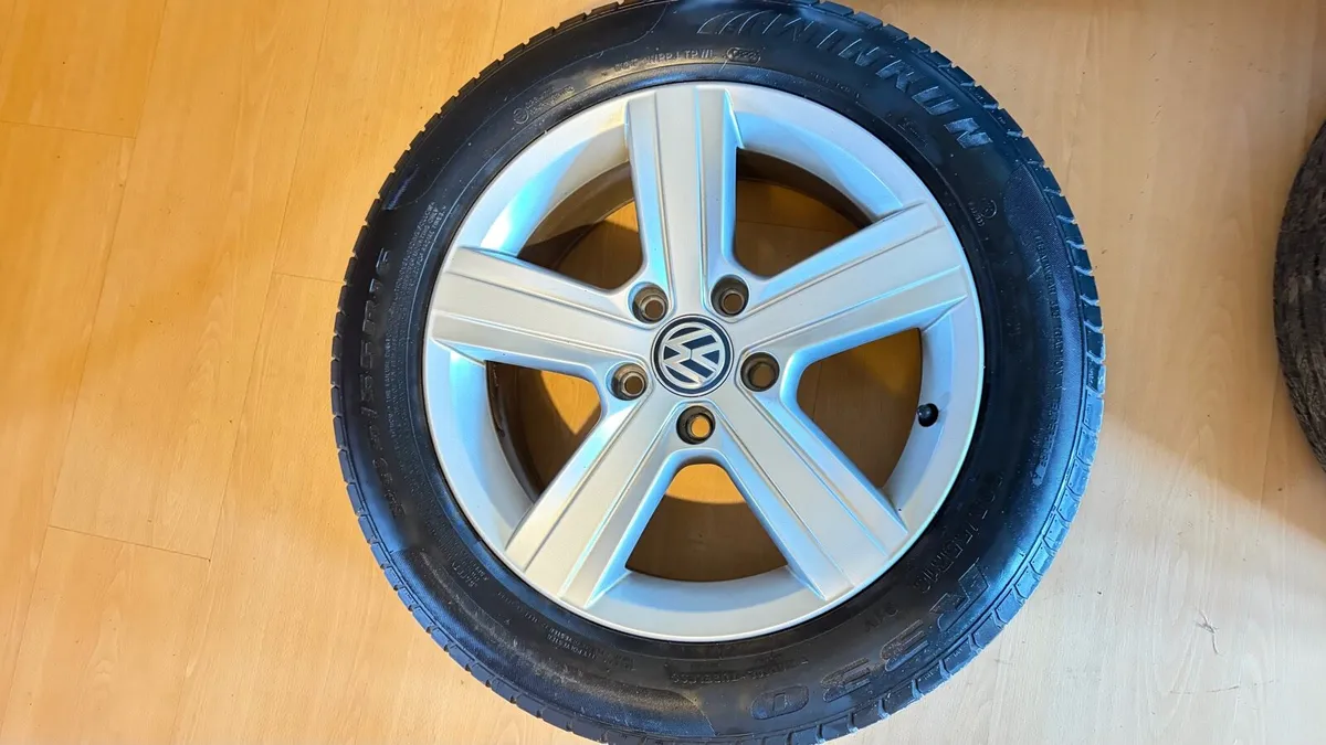 Volkswagen Golf 16” Alloys - Image 4