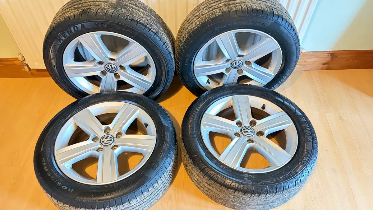 Volkswagen Golf 16” Alloys - Image 1