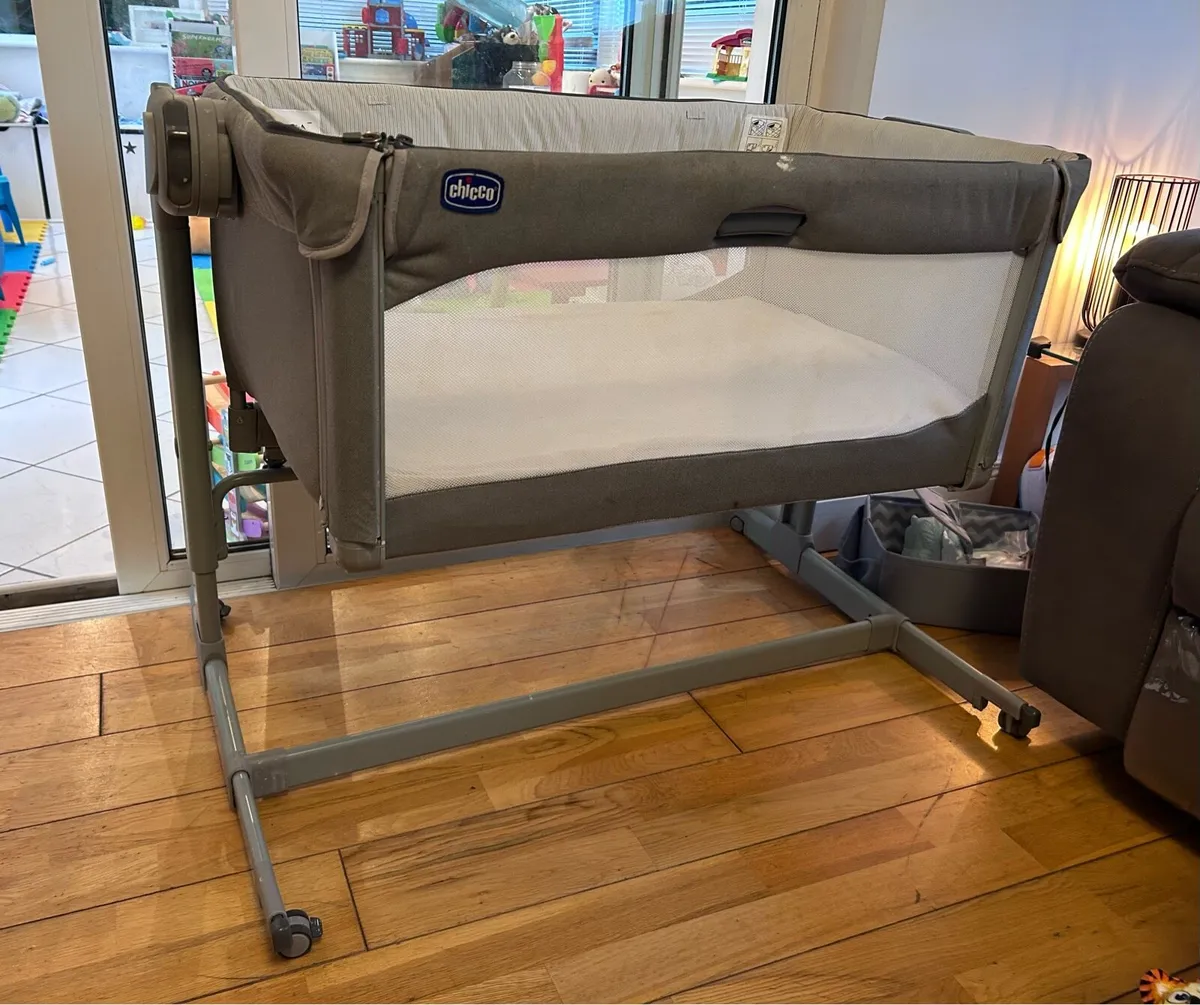 Chicco next to me - free - Image 1