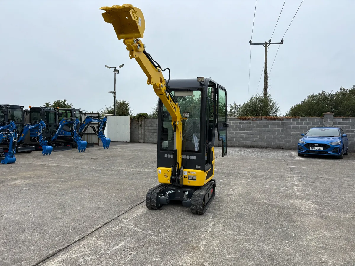 Limited Stock... New Diesel Cabbed Rippa R319... - Image 1