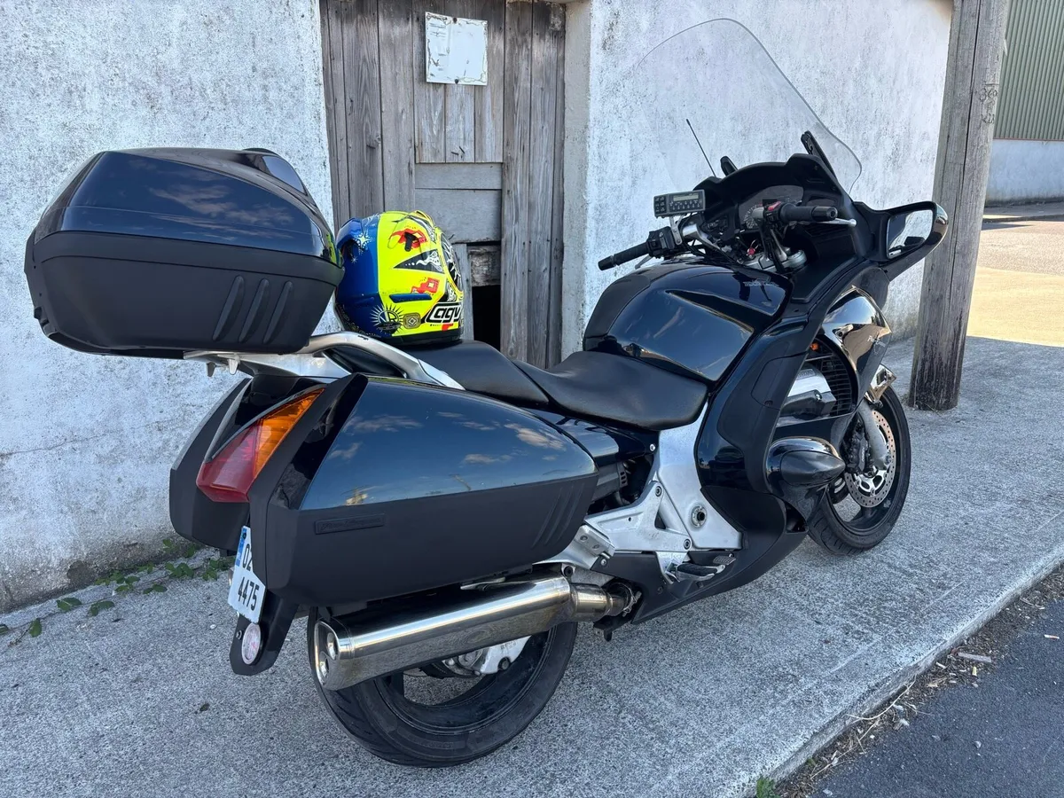 Honda ST 1300 Pan European - Image 3