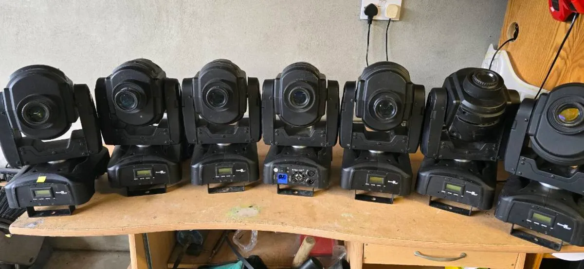 Moving heads lights - Image 1