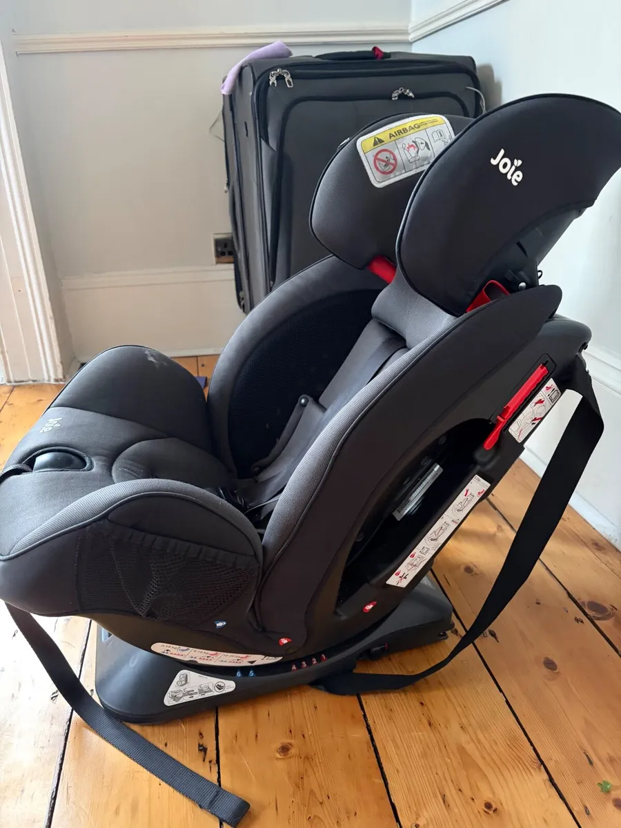 Child car seat in good condition - Image 1