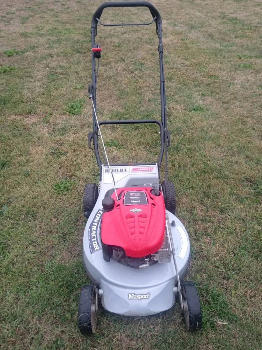 Lawnmowers - Image 4