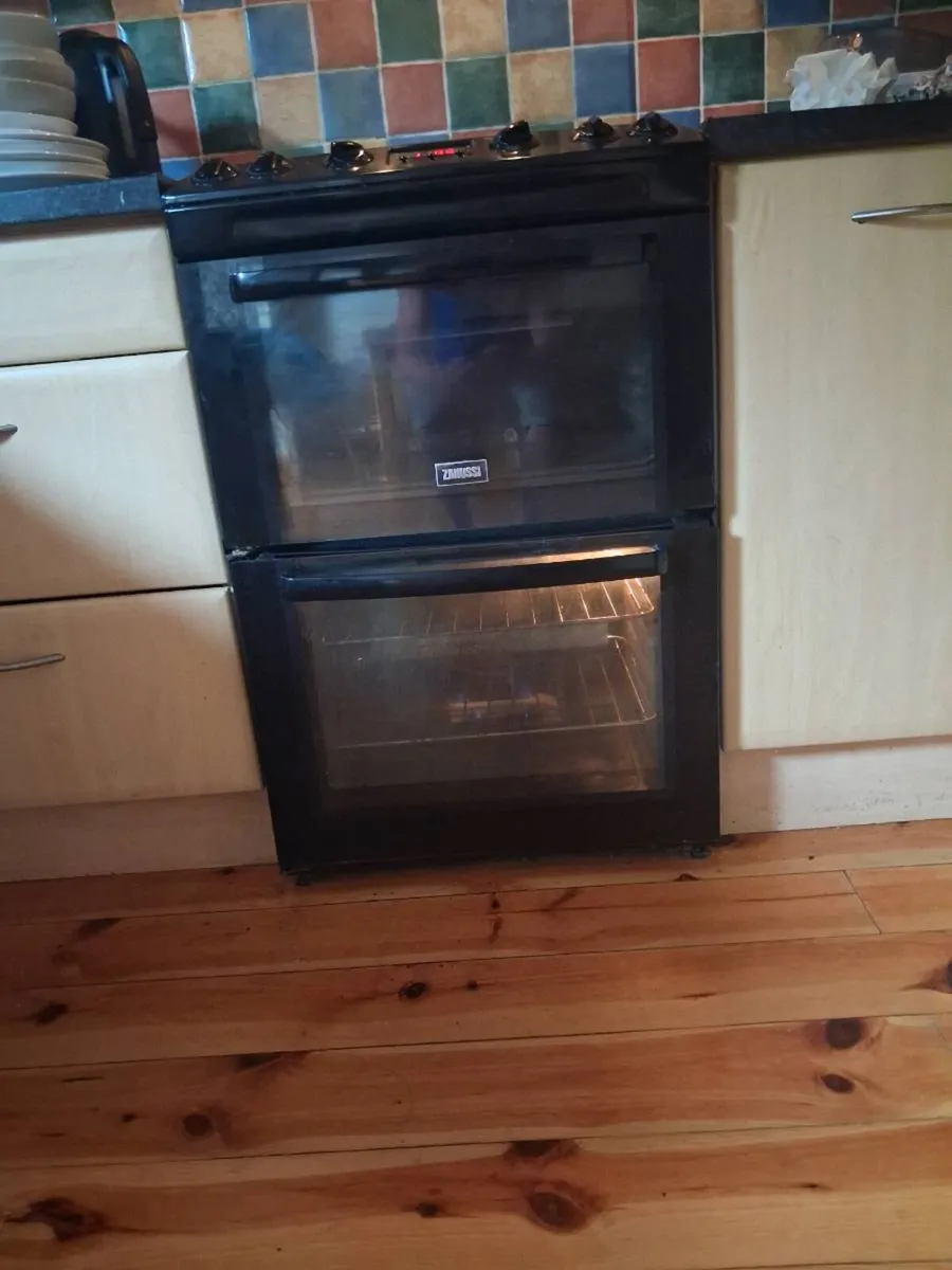 Gas Cooker - Image 1