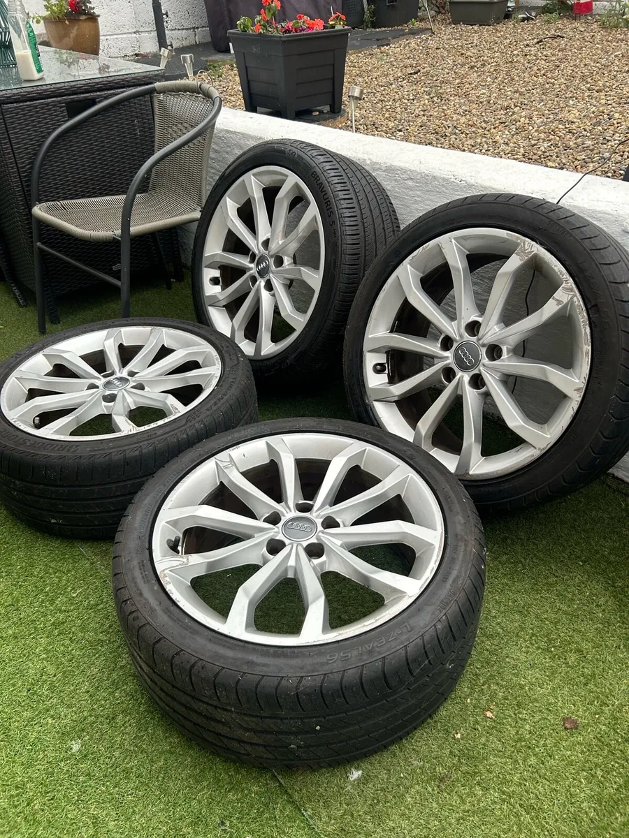 Genuine OEM Audi 18” Alloy Wheels & Tyres x 4 - Image 3