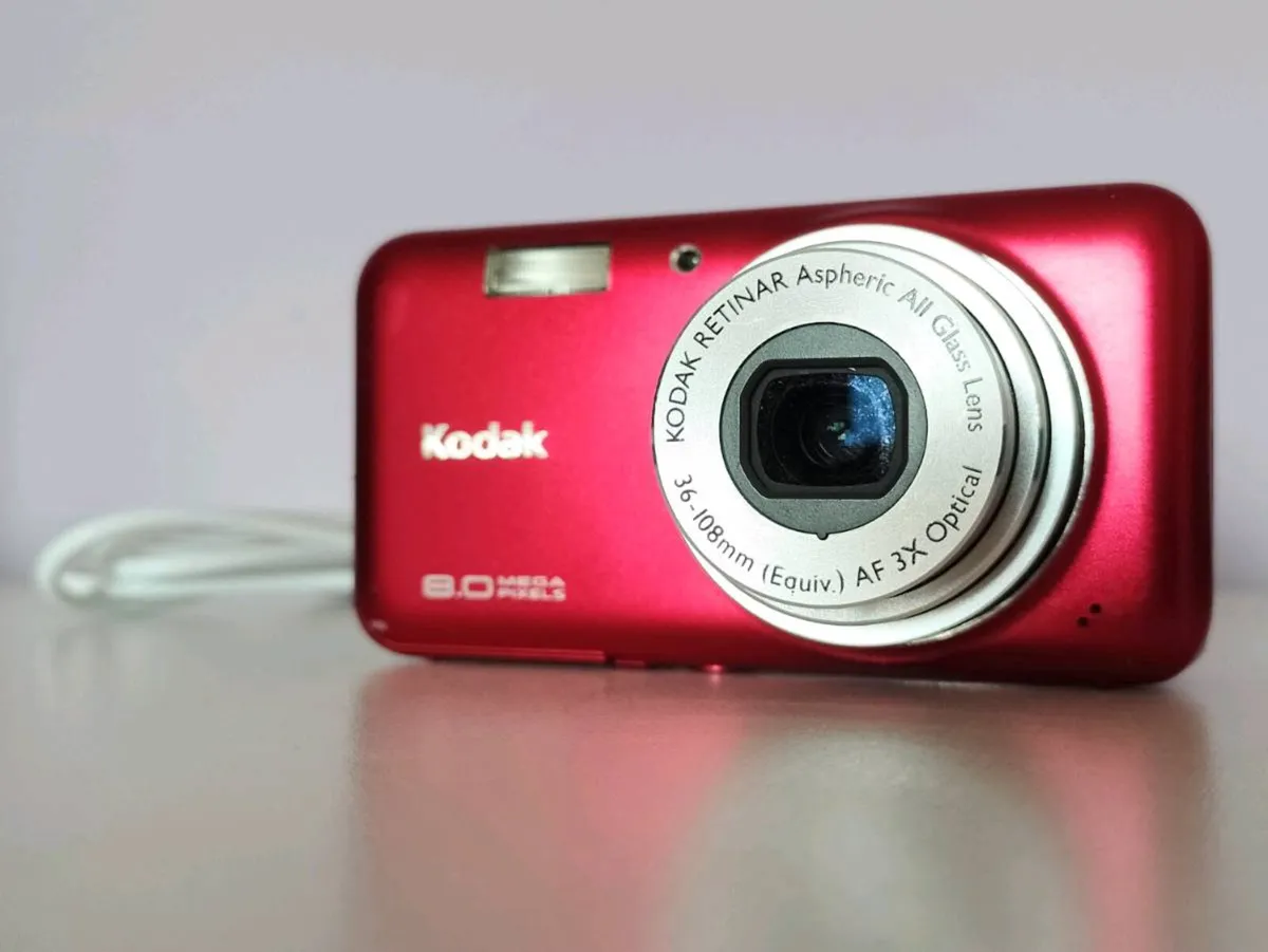 Kodak  Easyshare Digital Camera - Image 2