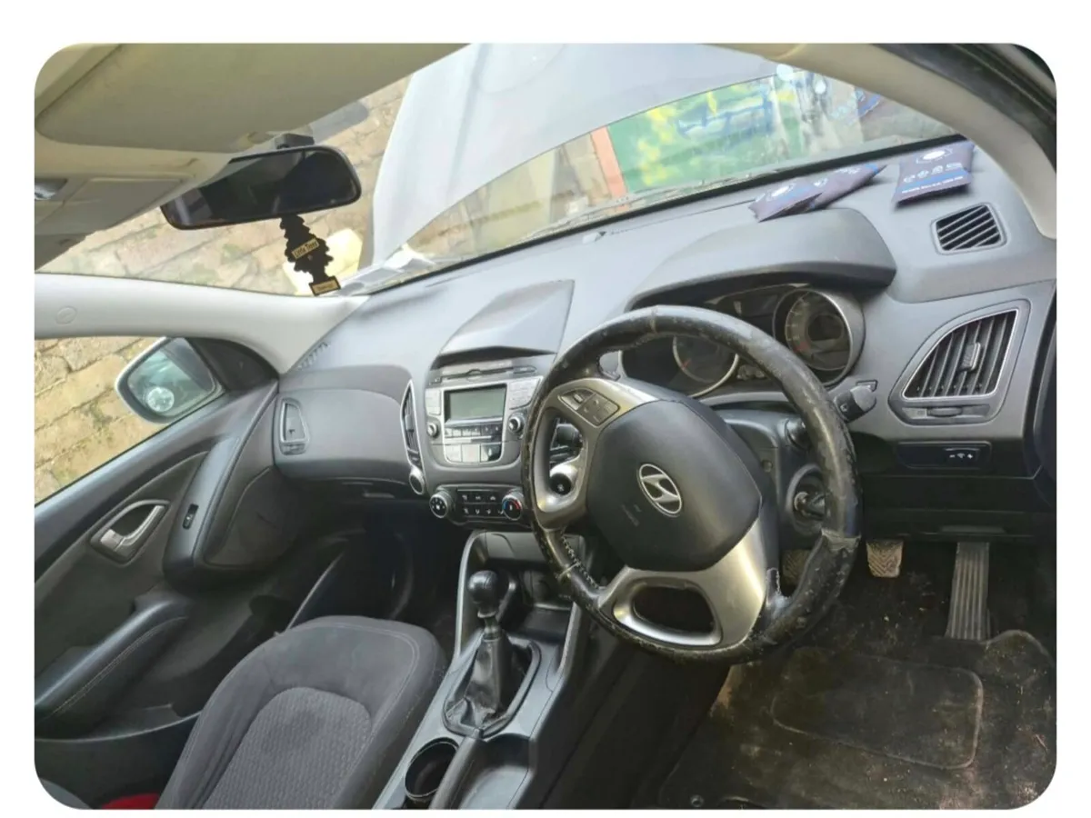 2012 Hyundai ix35 1.7 engine damage - Image 4