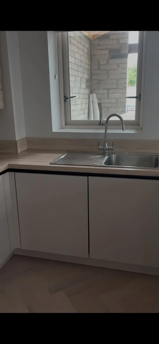 Kitchen - Image 3