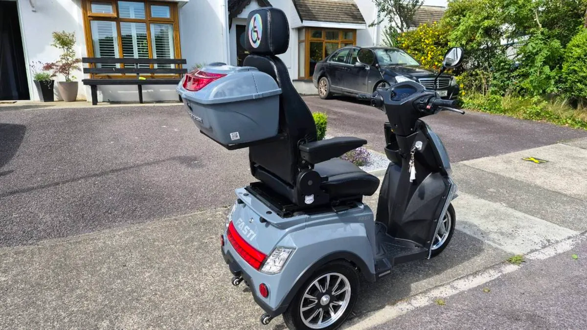 Mobility Scooter - Image 4