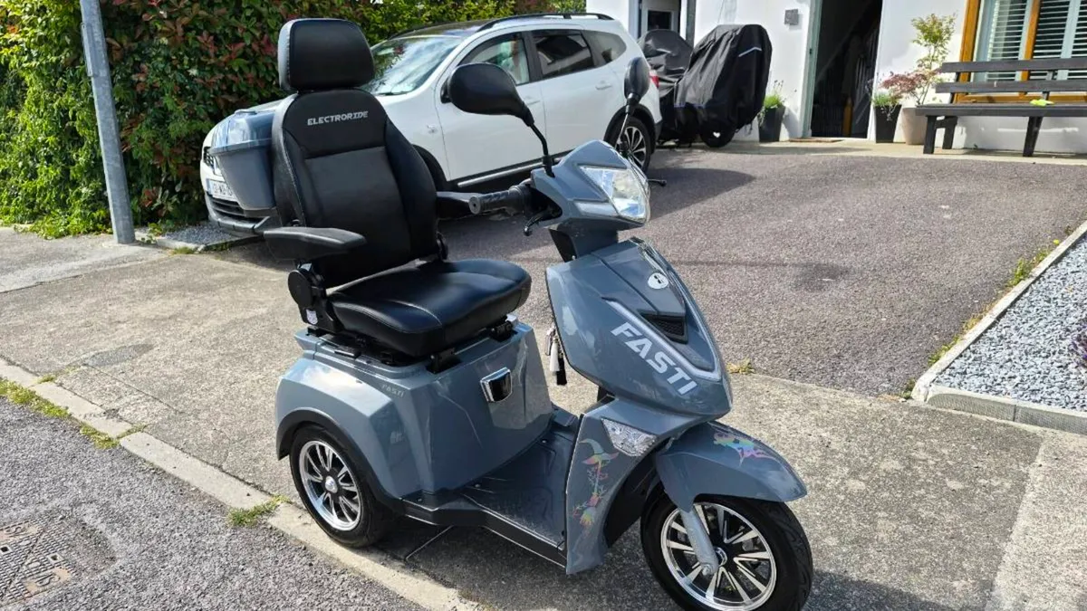Mobility Scooter - Image 2