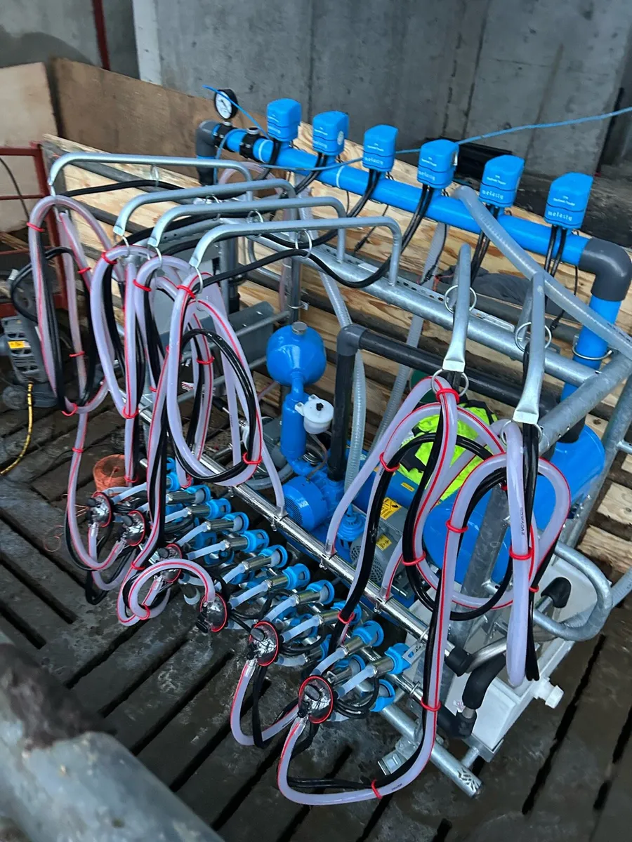 Mobile milking 6 unit with trailer platform - Image 3