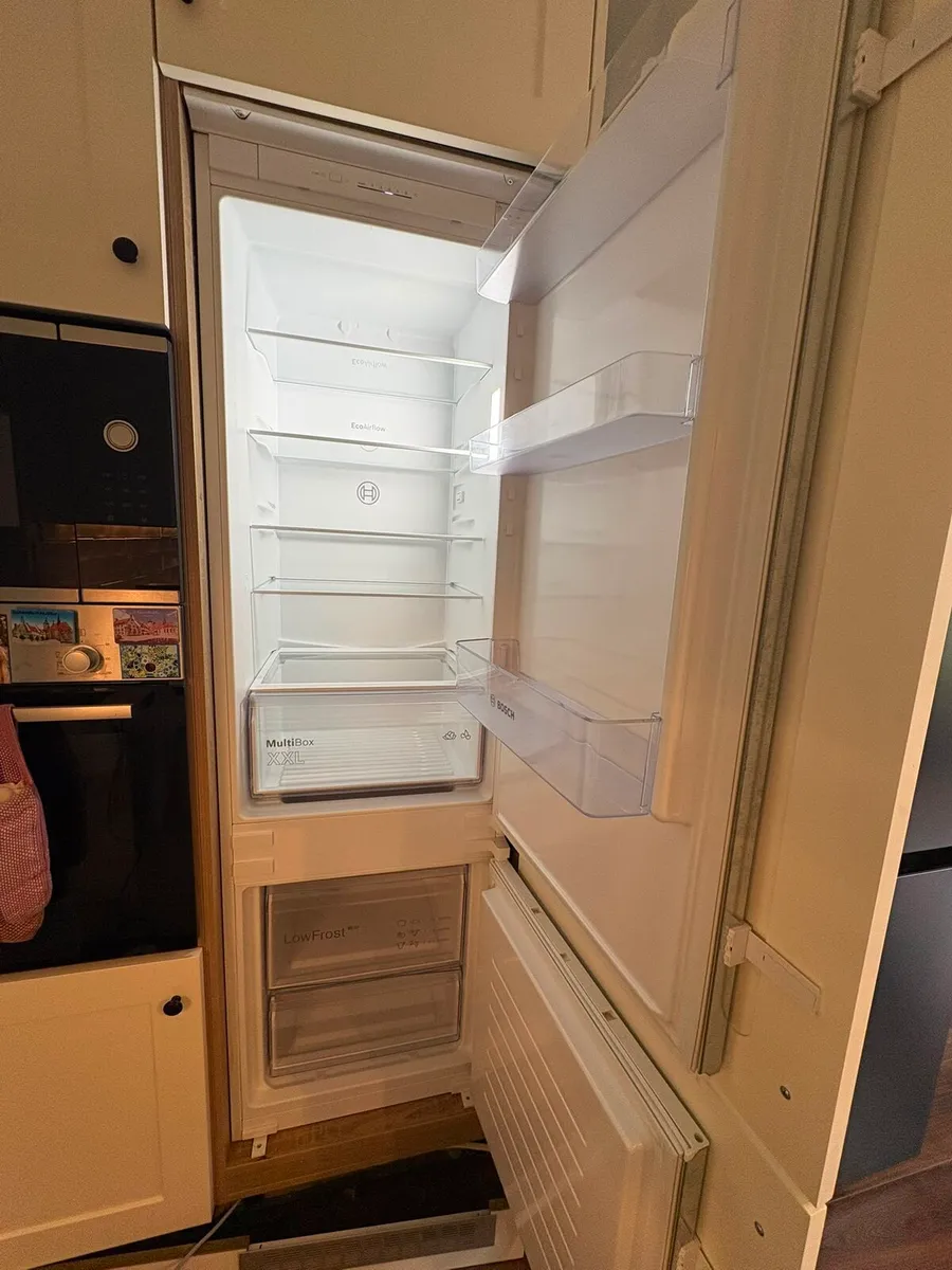 Integrated Fridge - Image 1