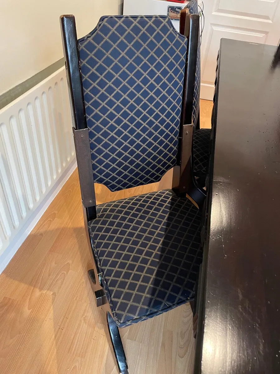 Table & 6 Chairs - Free (collect) - Image 4