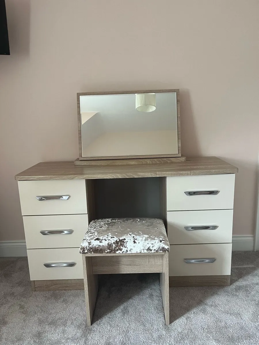 Bedroom Furniture - Image 4