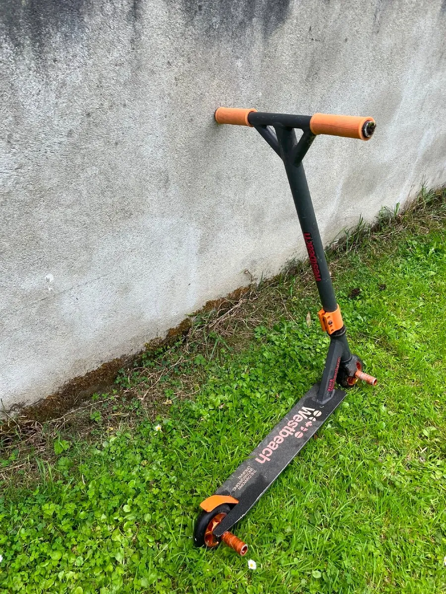 Scooter - Image 3