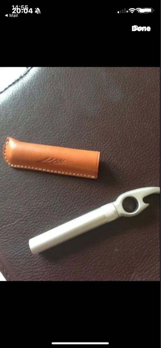Corkscrew & Bottle Opener in Leather Case - Image 4