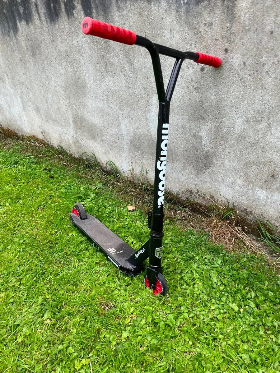 Scooter - Image 2
