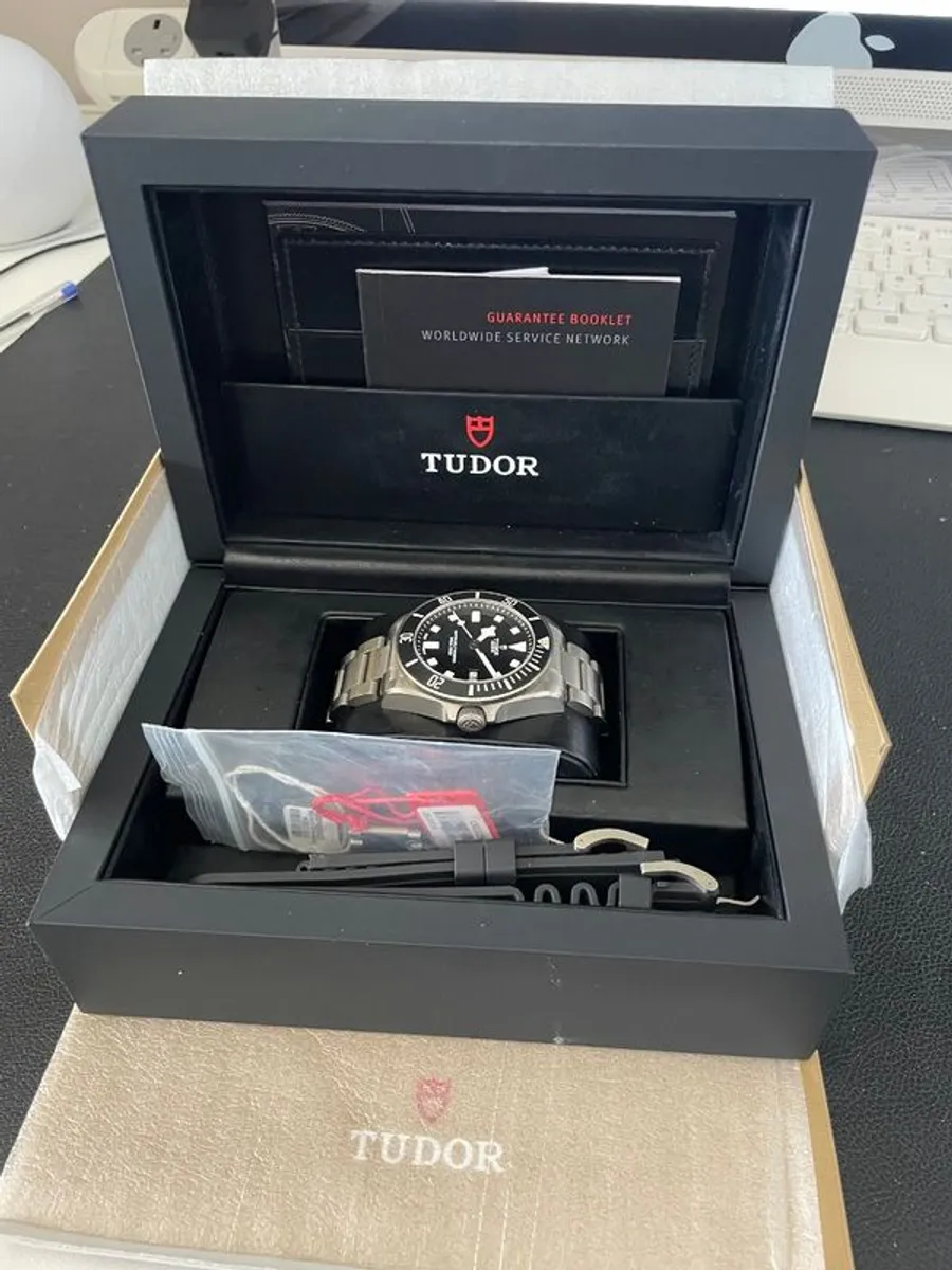 Tudor Pelagos - Image 1