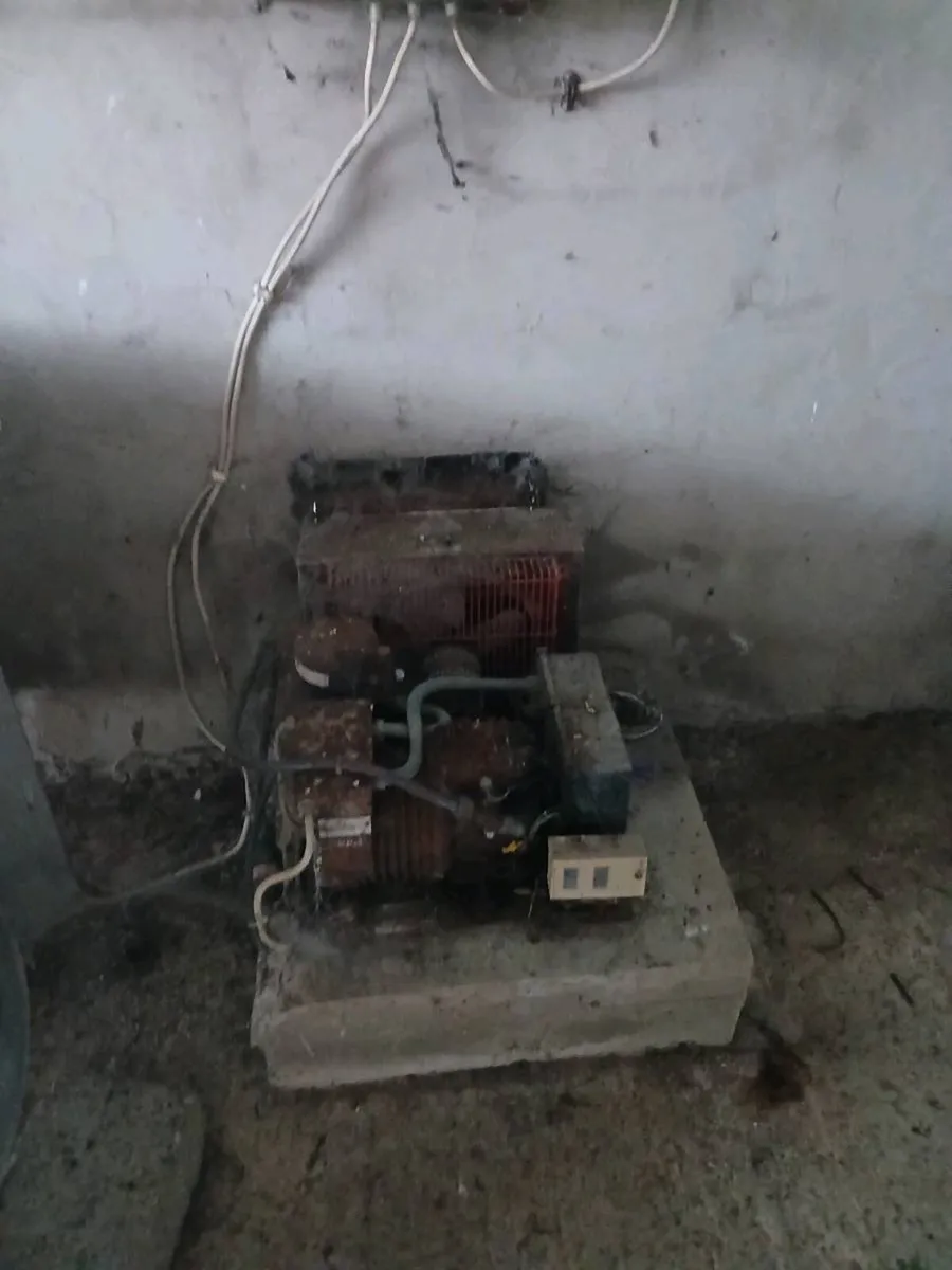 Milking parlour - Image 4