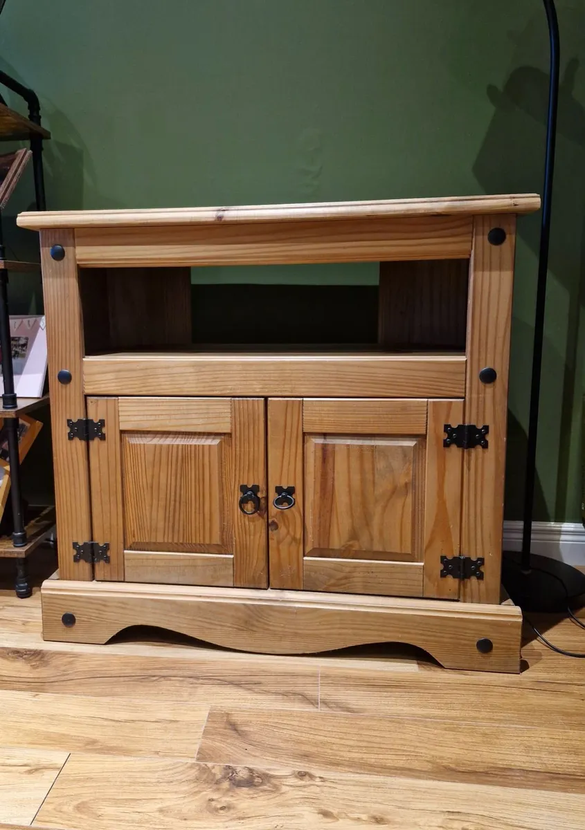 Tv stand corner unit - Image 1