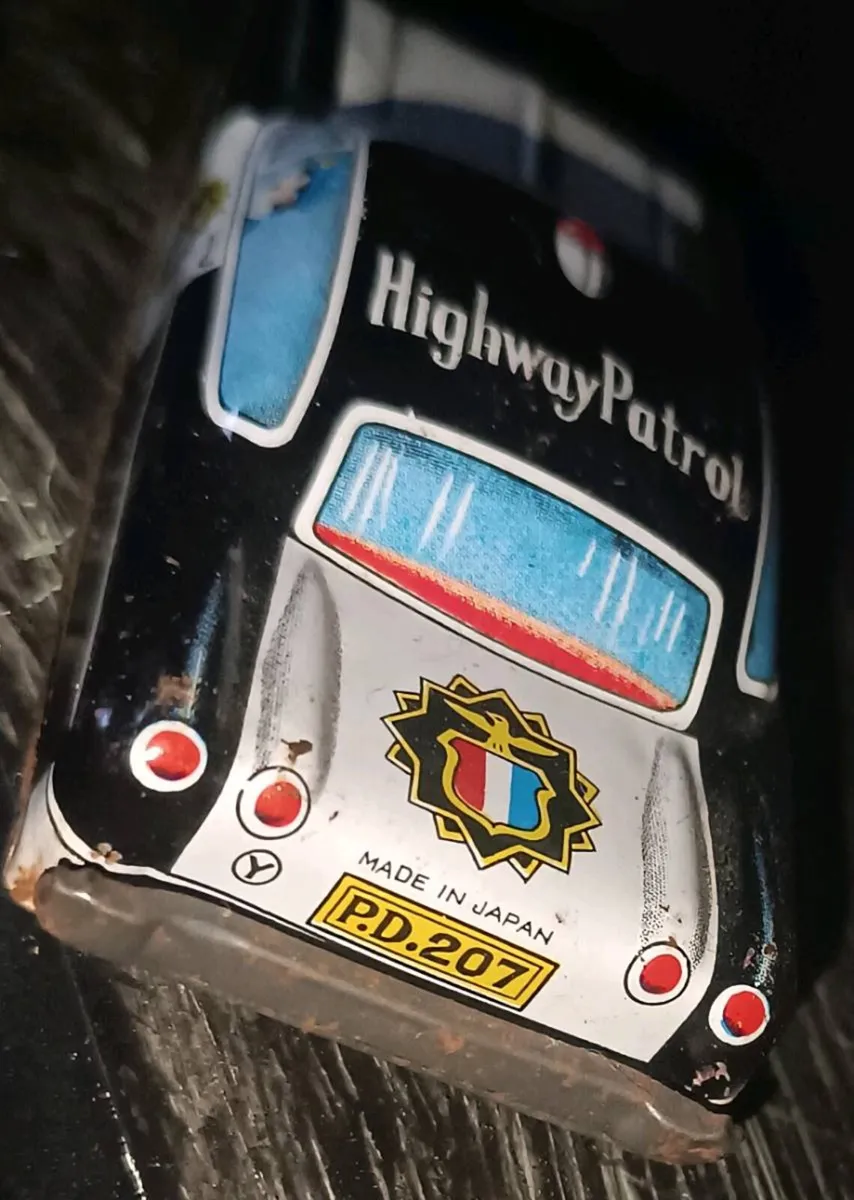 Vintage Japan Tin Car - Image 3