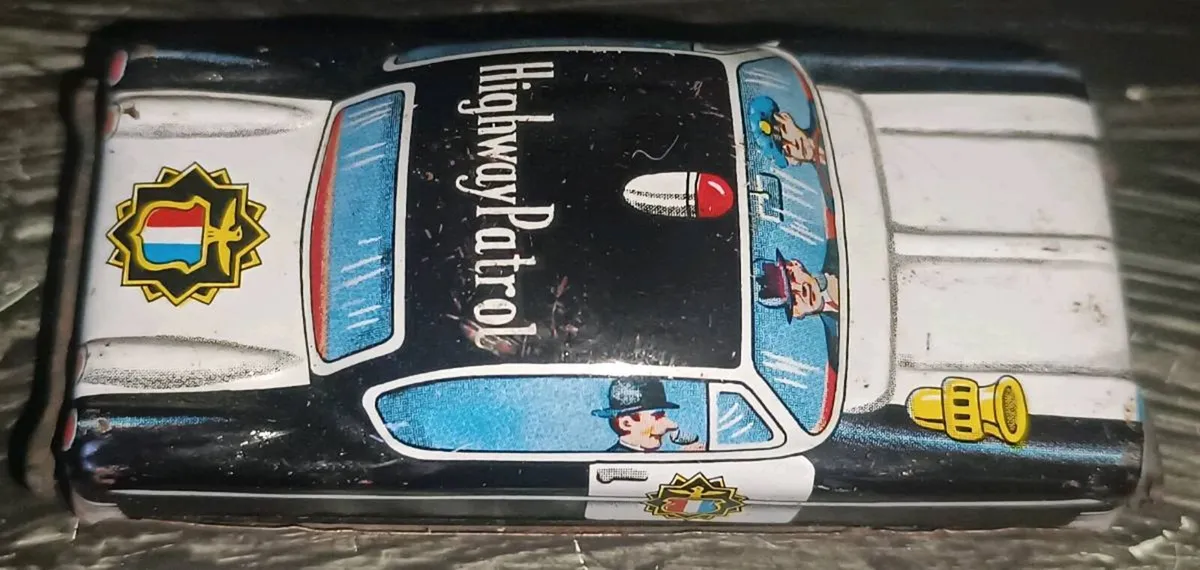 Vintage Japan Tin Car - Image 1