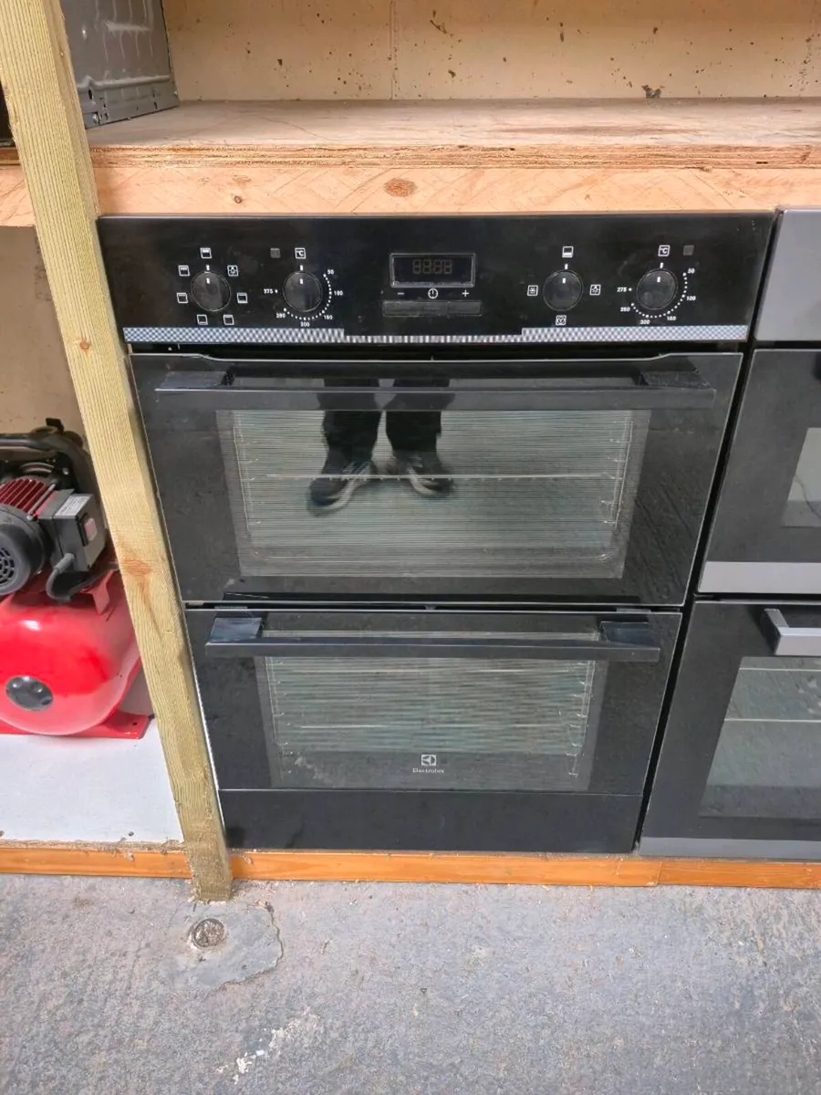 Electrolux Built-in double oven - Image 2