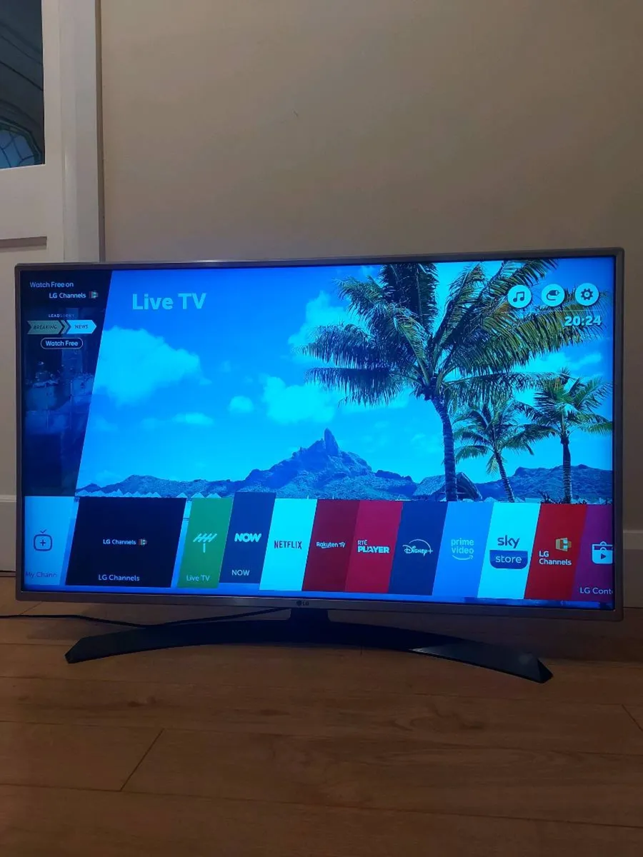 LG 43" 4k UHD smart TV - Image 1