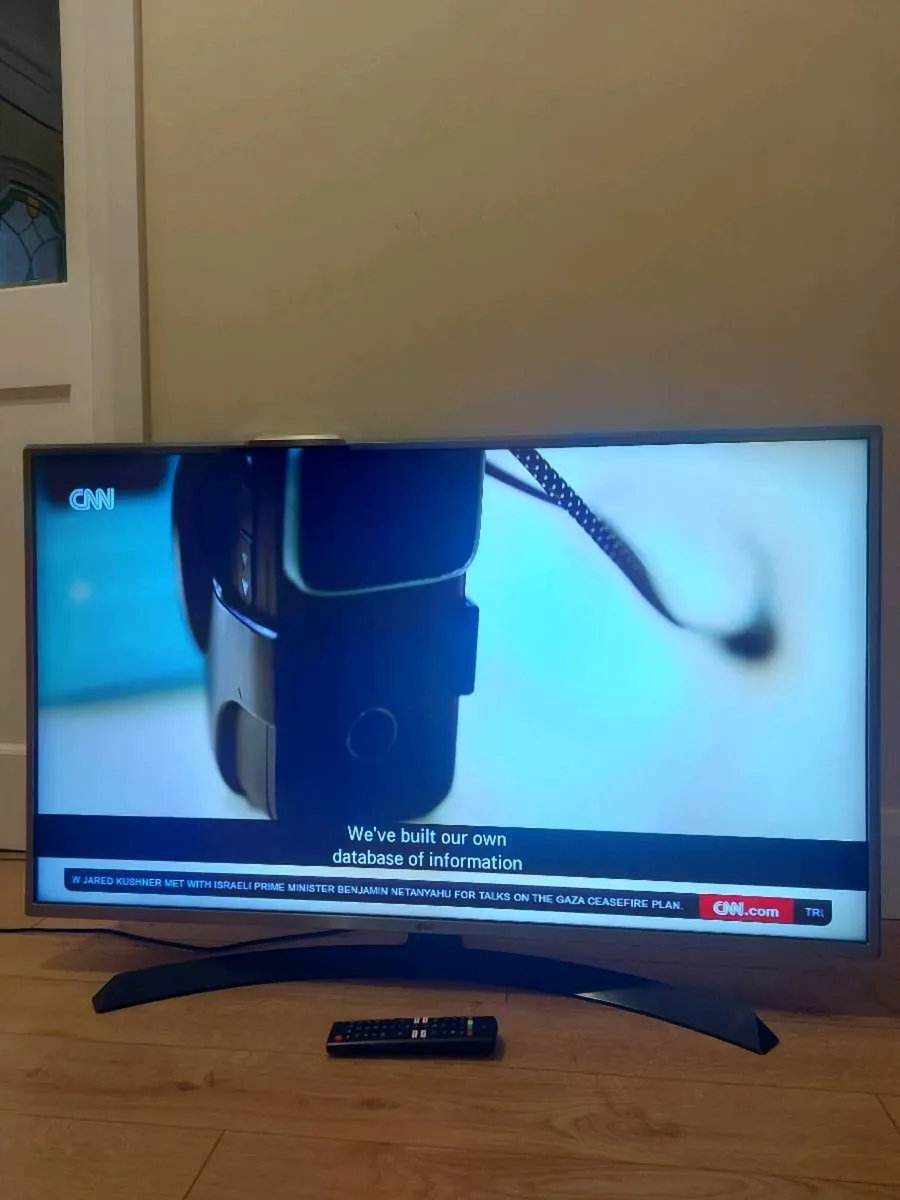 LG 43" 4k UHD smart TV - Image 2