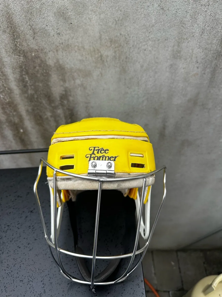 Old style helmet - Image 1