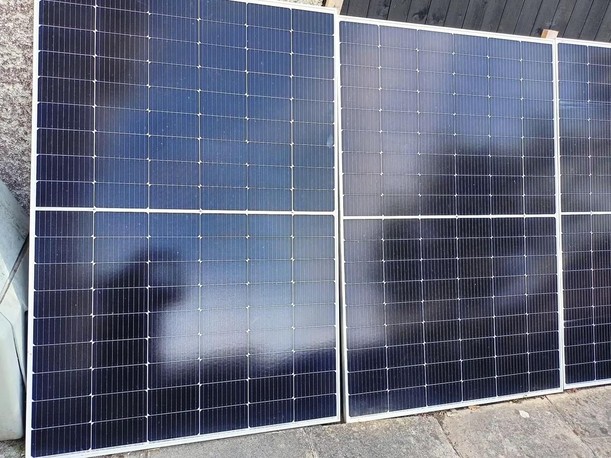 4.2kW inverter and 2kW Solar kit for emergency - Image 1