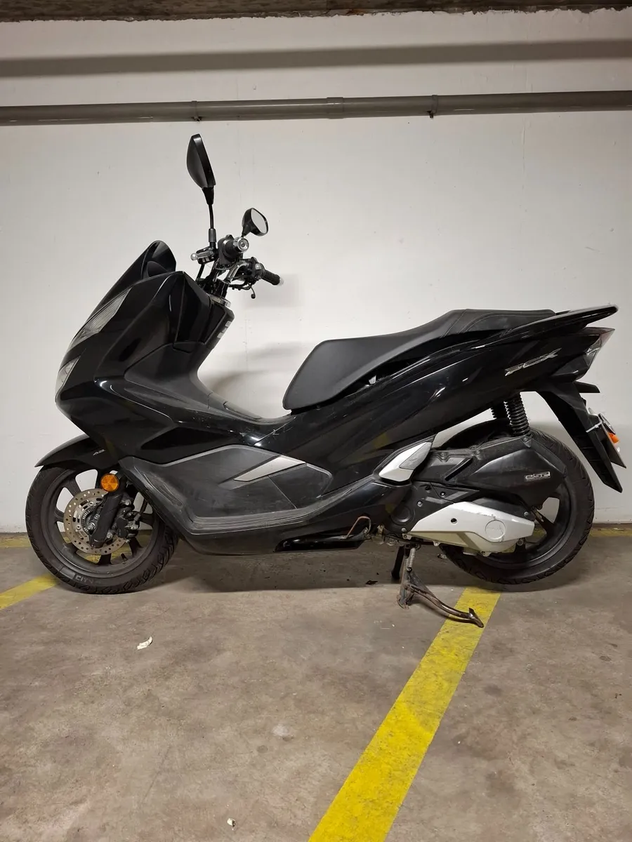Honda PCX 125 cc 2020 - Image 1