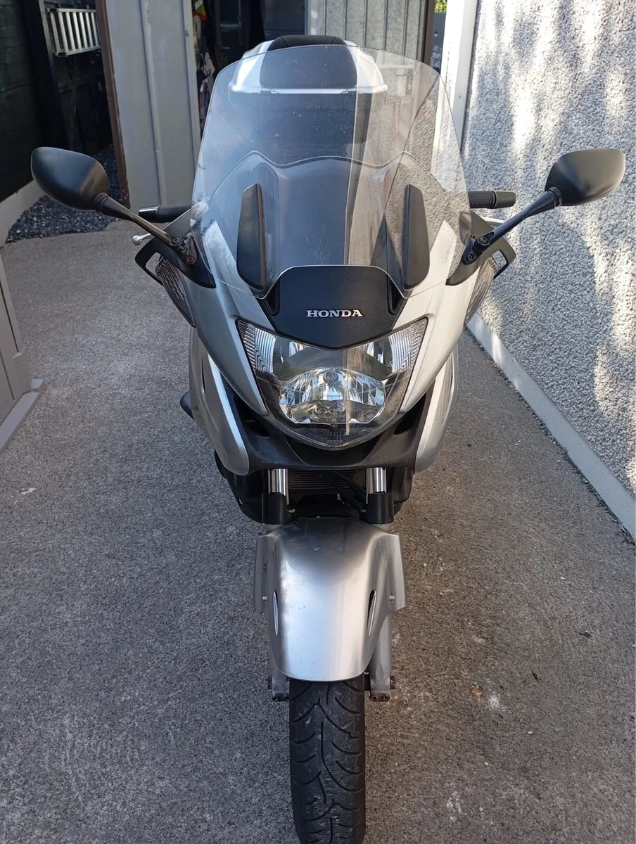 Motorcycle - Image 3