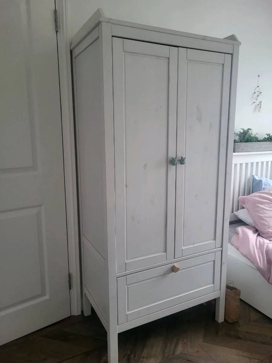 Ikea Sundvik kids wardrobe - Image 1
