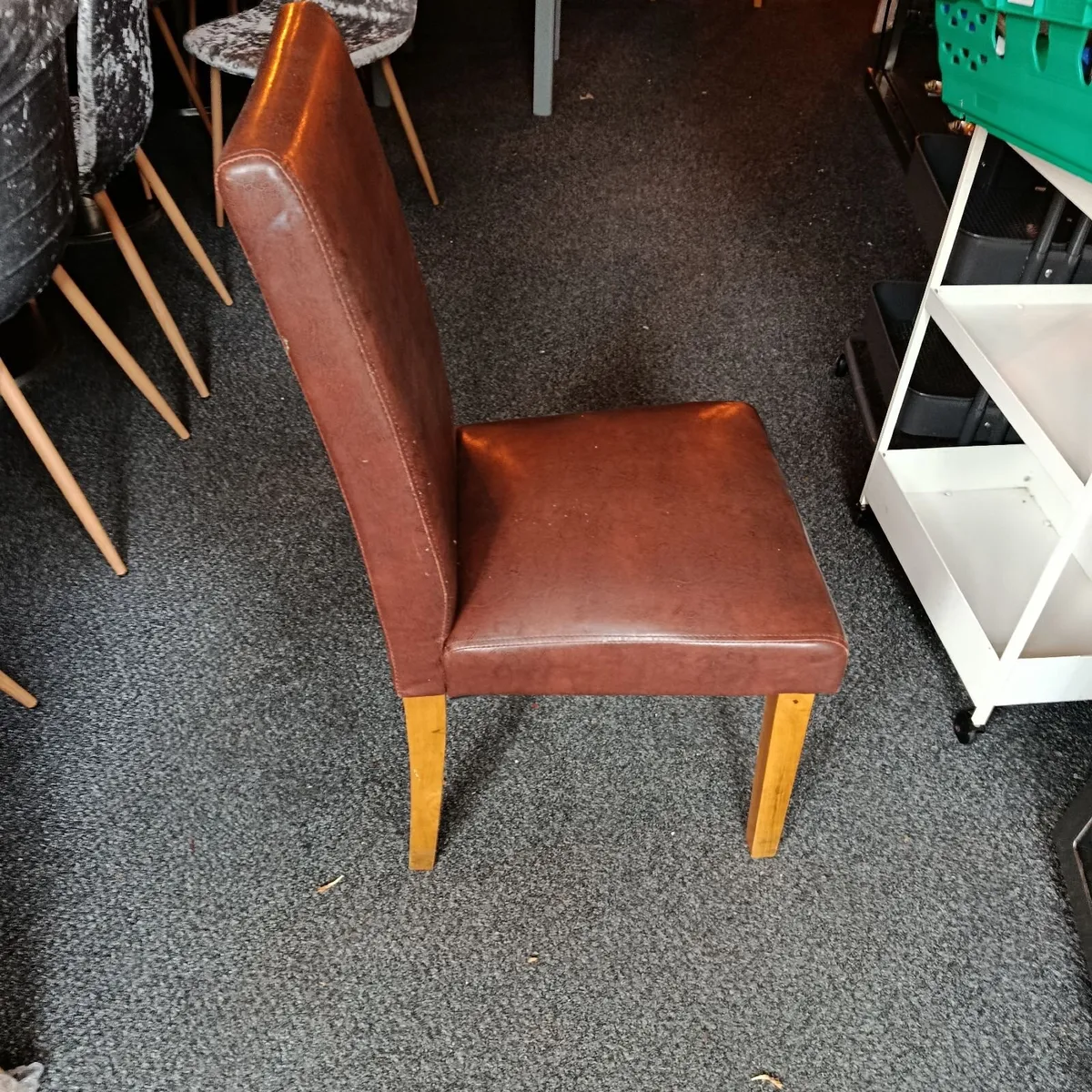 Restaurant chair - Image 2