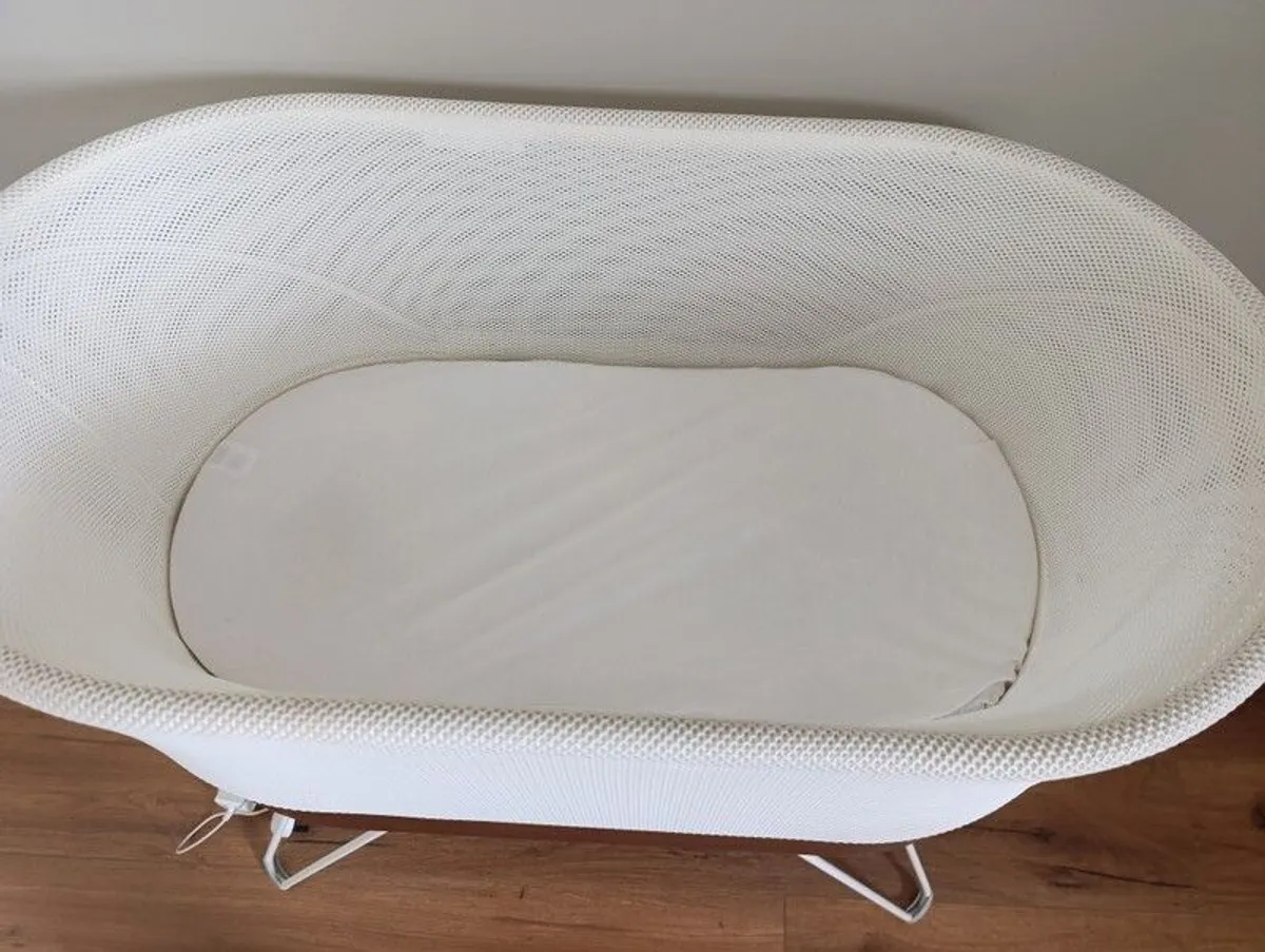 Snoo smart sleeper bassinet - Image 4