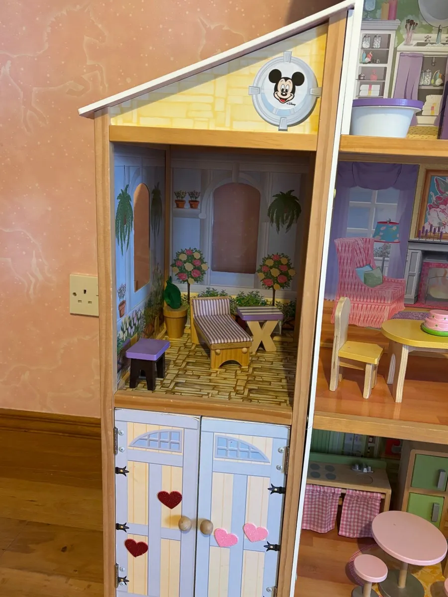 Doll House - Image 4