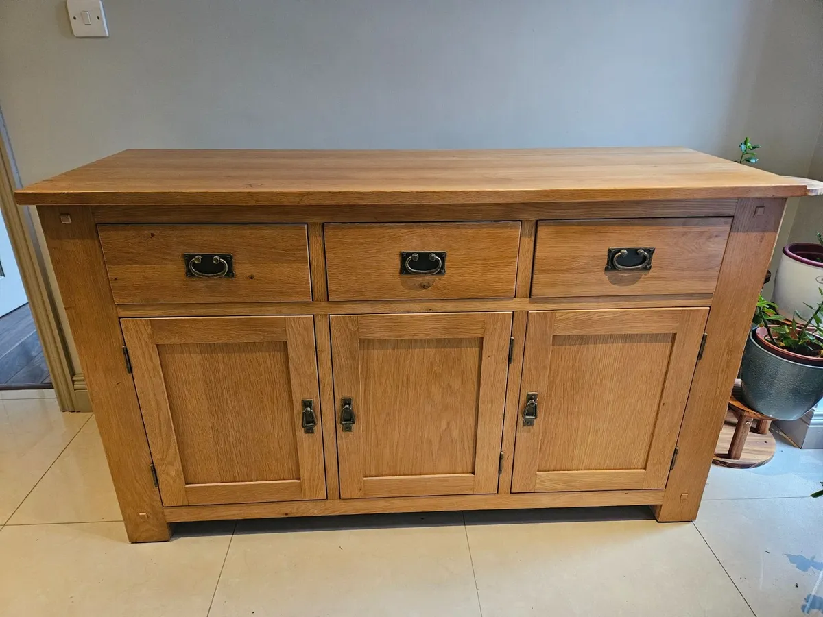 Dresser - Image 4
