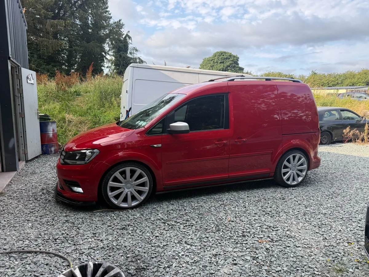 Vw Caddy Alltrack - Image 4