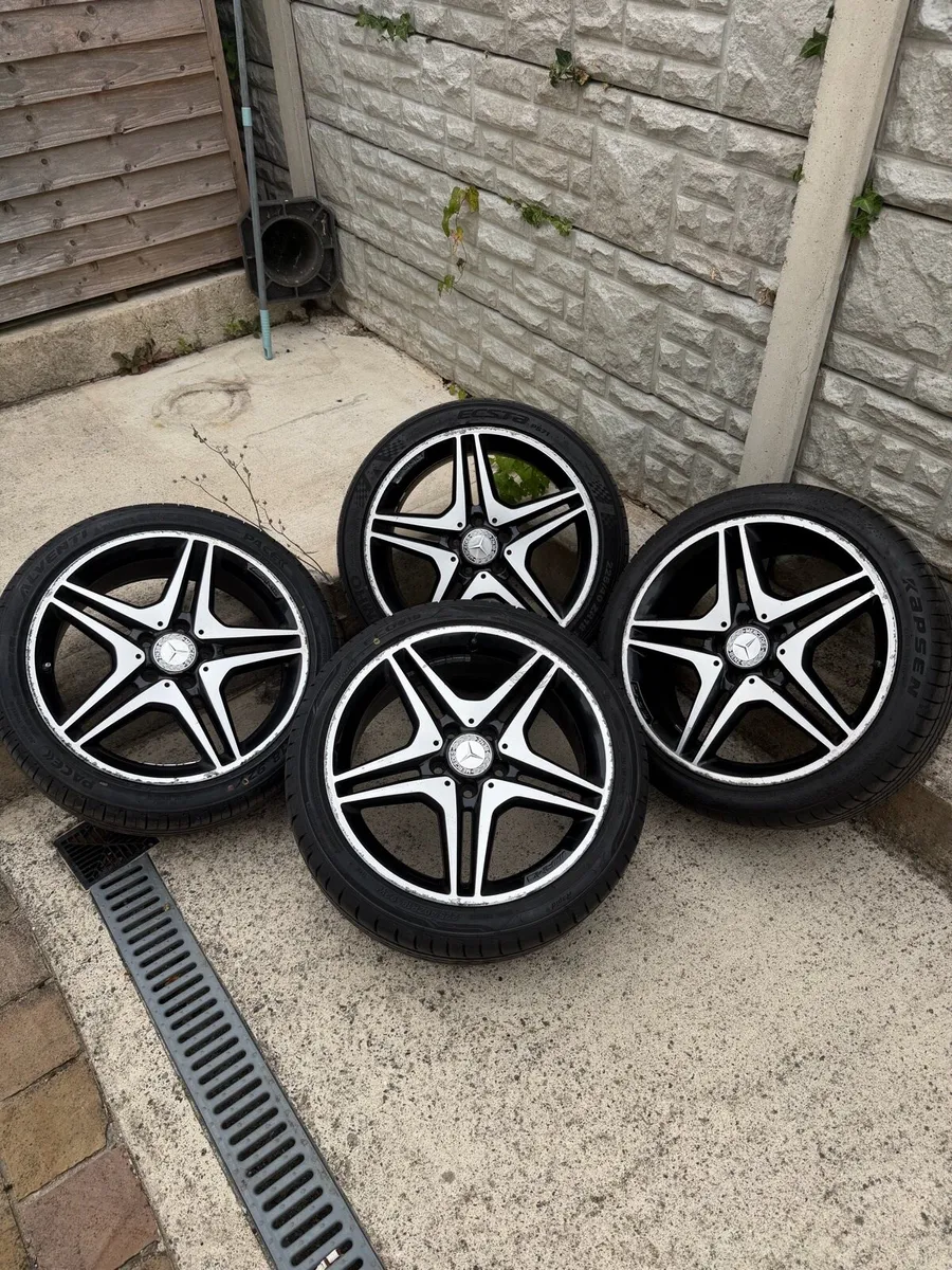 Genuine OEM AMG 18" Alloys - Mercedes Benz - Image 1