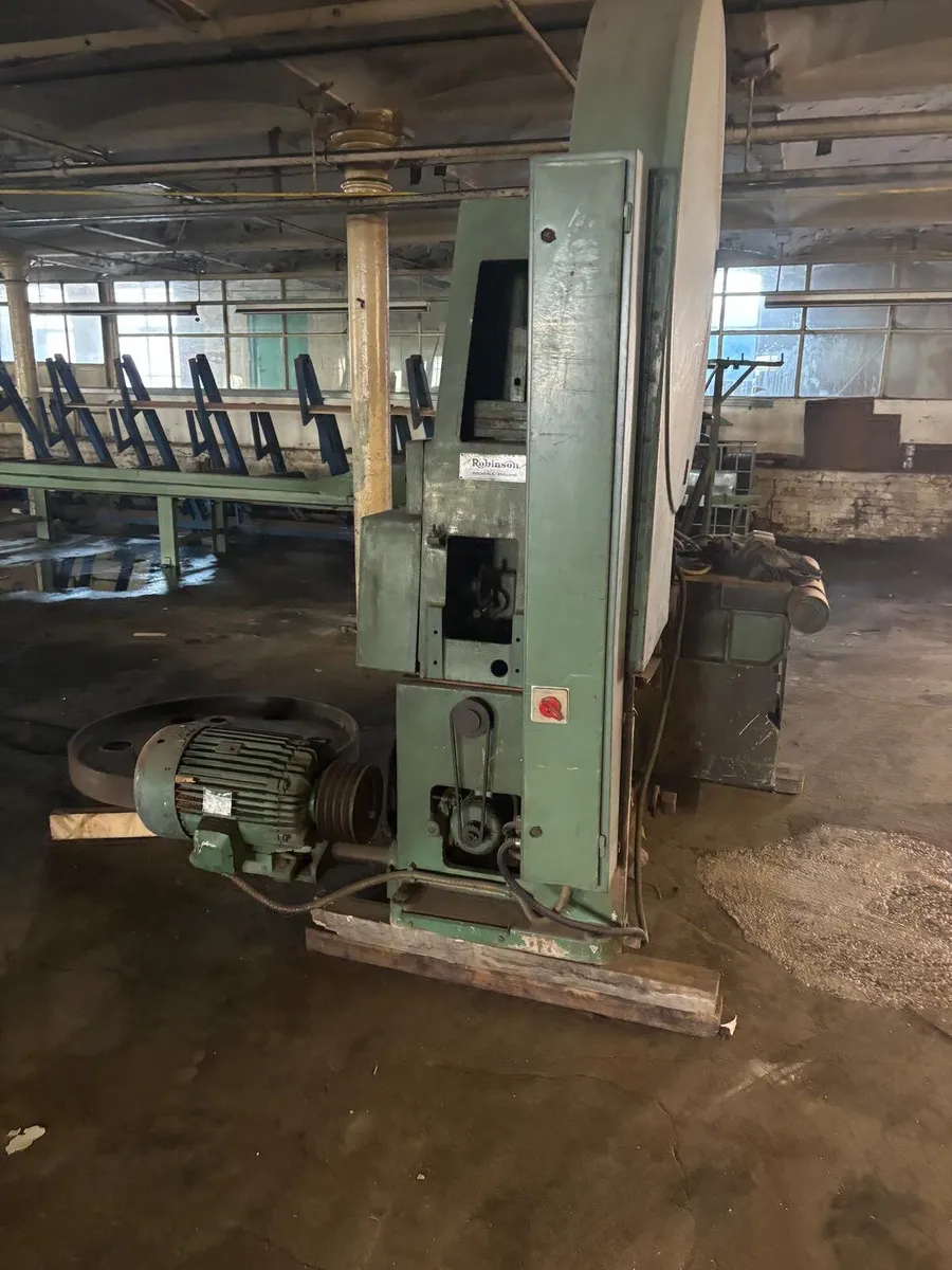 Robinson resaw - Image 1