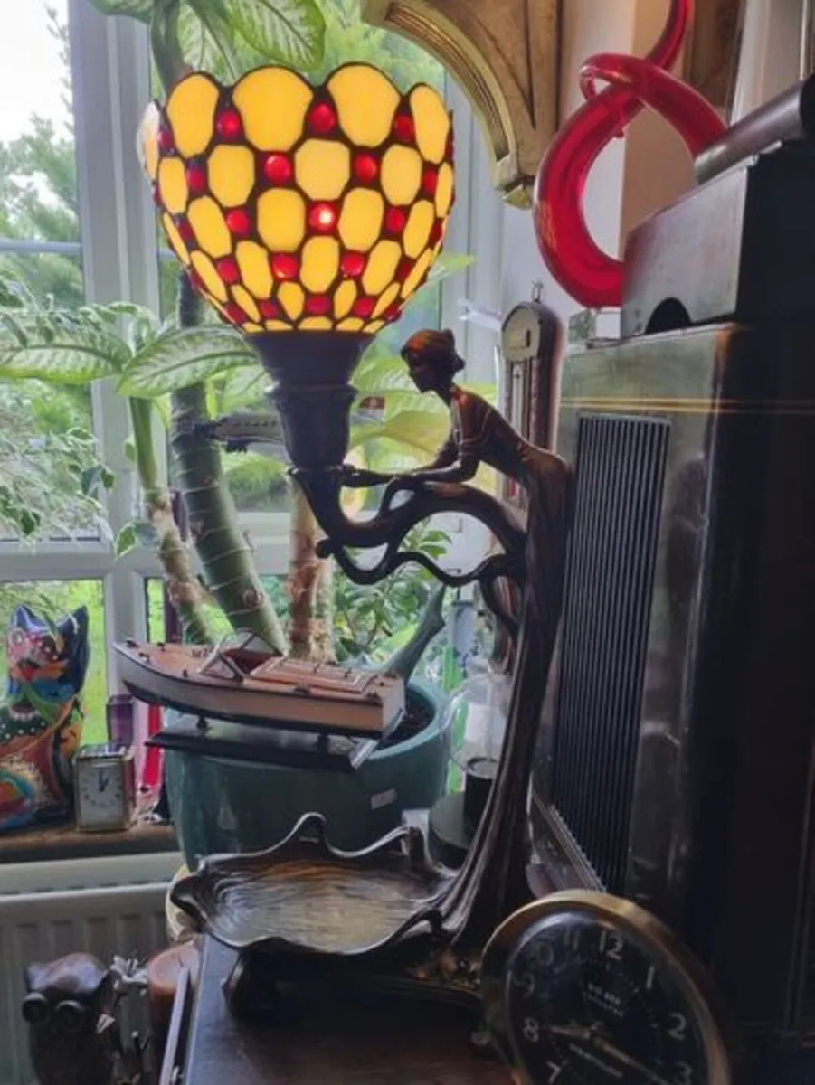 Art Nouveau style table lamp - Image 1