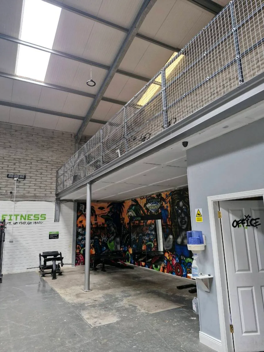 Mezzanine floor - Image 4
