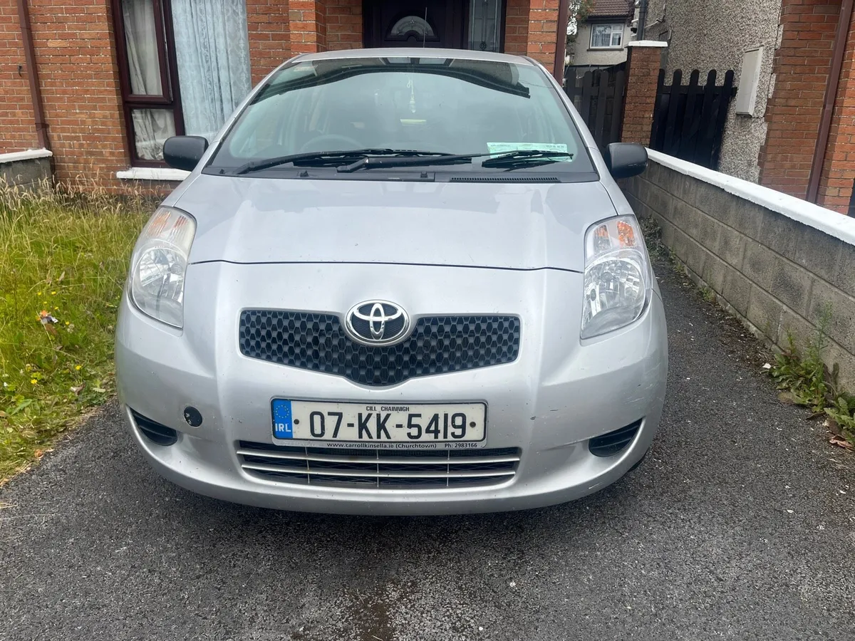 Toyata Yaris - Image 1
