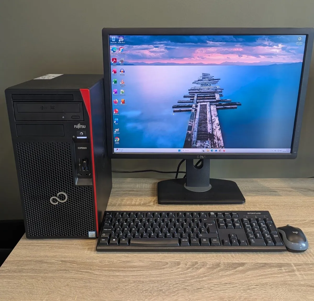 Fujitsu i7 Tower PC 16GB 512GB Win11 Office24 Wifi - Image 1