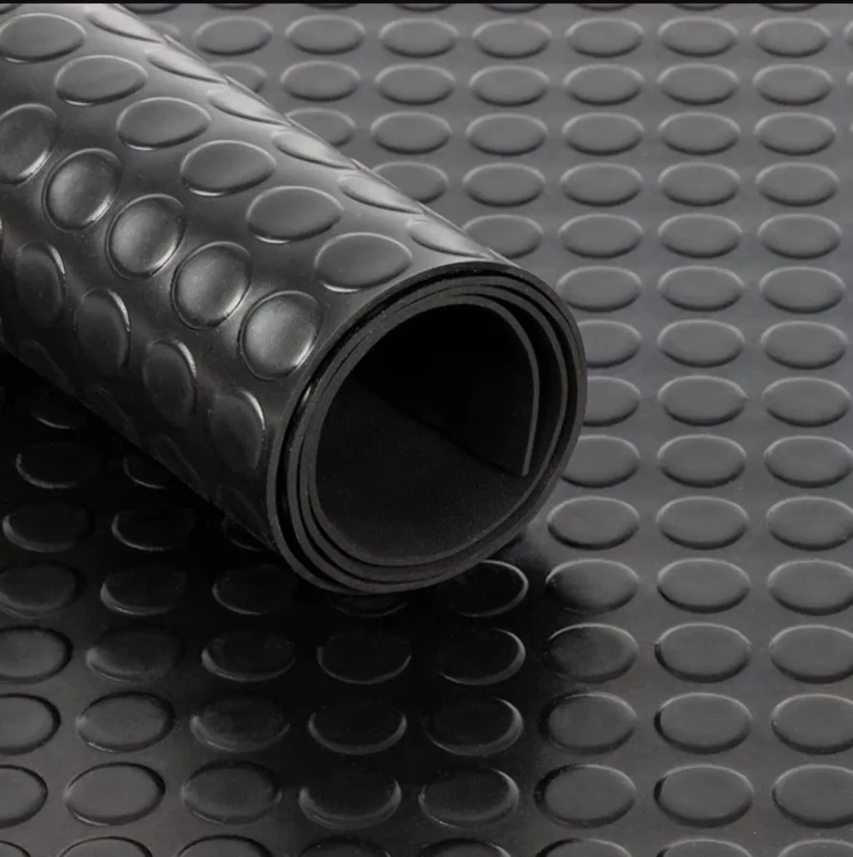 Rubber Flooring 15m Rolls - Coin Top & Checker - Image 1