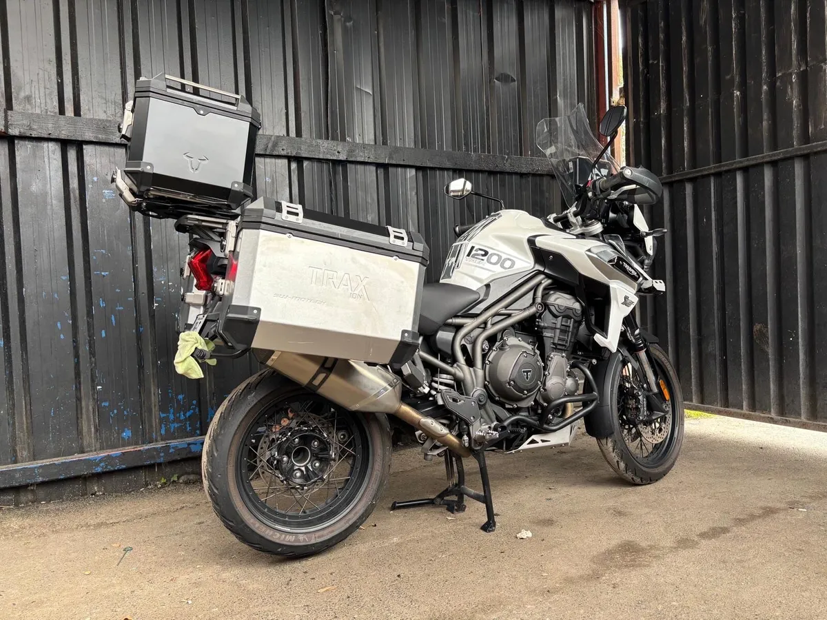 2018 Triumph Tiger 1200 XCA - Image 2