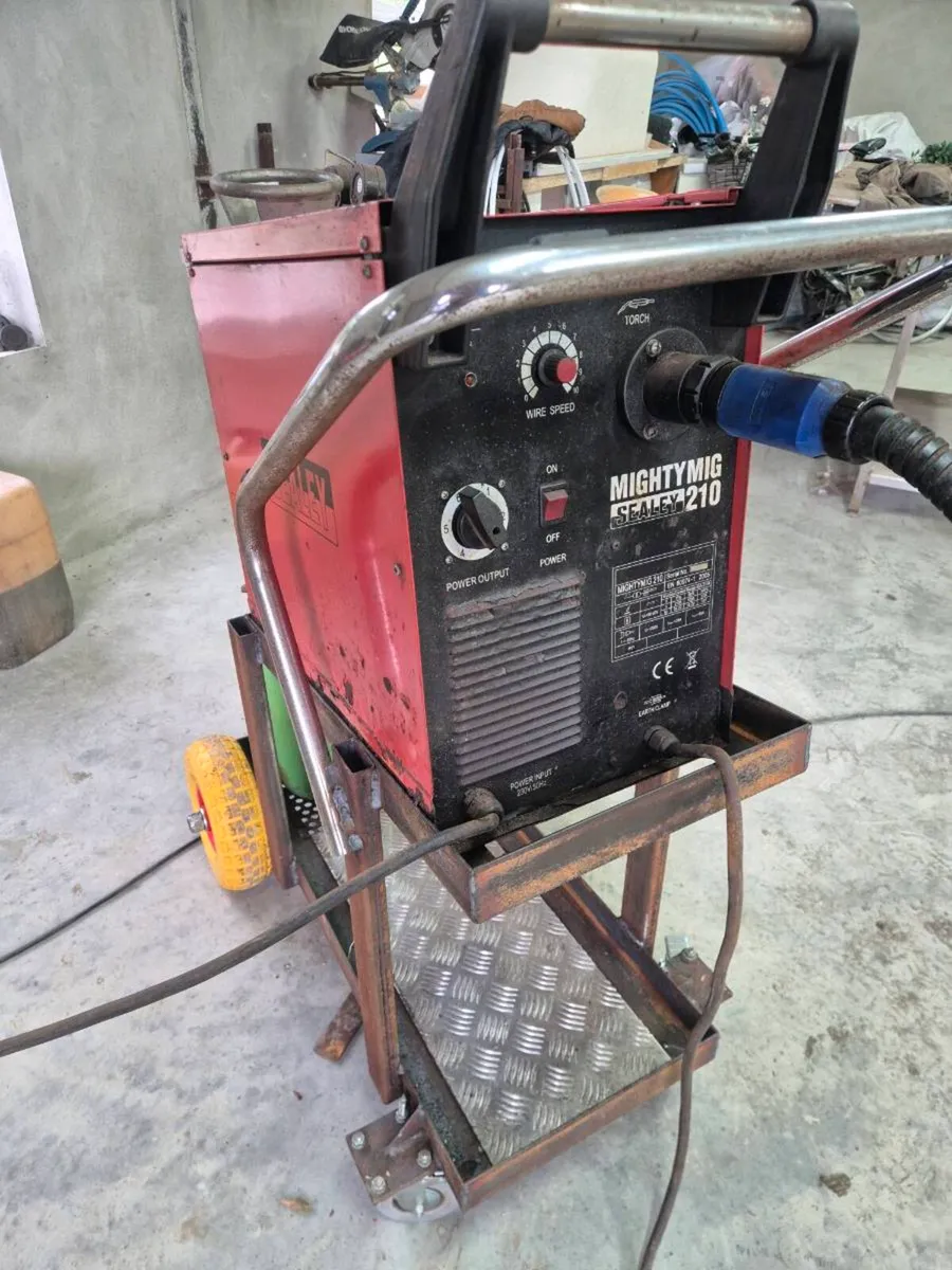 Mig Welder - Image 1